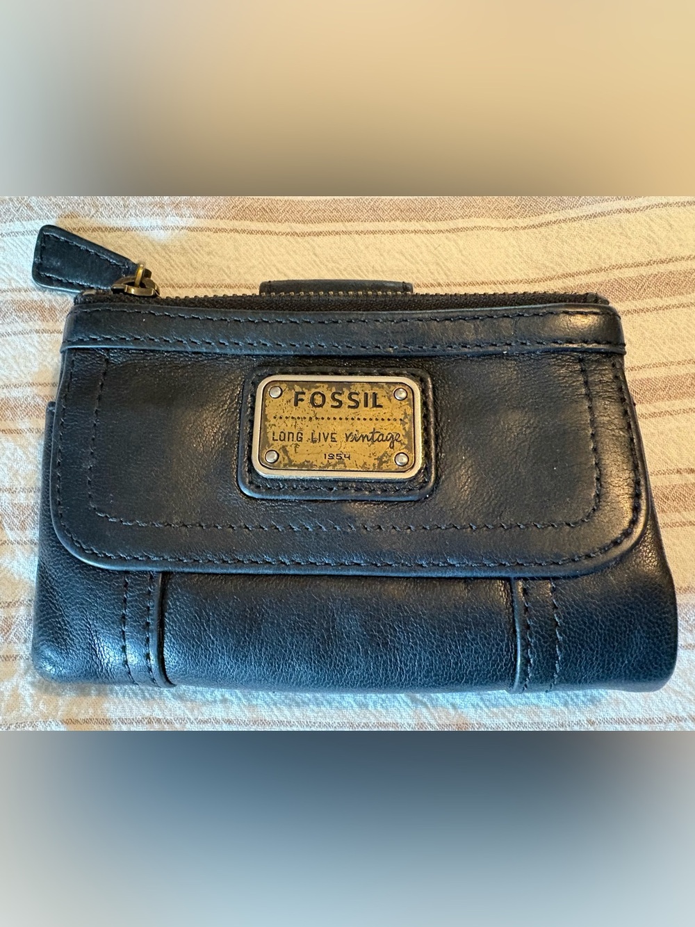 Fossil Emory Clutch Wallet Black Leather Vintage 1954 Collection
